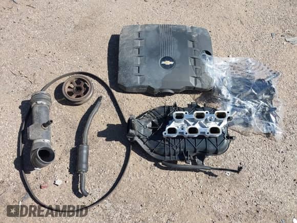 2015 Chevrolet Camaro LT with VIN 2G1FD1E39F9270617, listed as a IAAI auction lot 43451910 with 118,143 mi miles and . Bid and sale history available at DreamBid. Image 12.