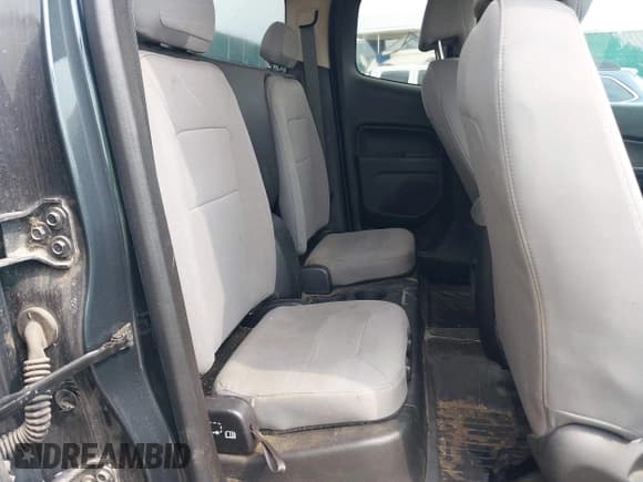 ✅ 2018 Chevrolet Colorado 2WD Work Truck • VIN: 1GCHSBEA1J1249400 • Lot: 42840945. Listed on IAAI with 120,527 mi. Free auction sales archive from the USA and detailed vehicle history report at DreamBid. Image 8.