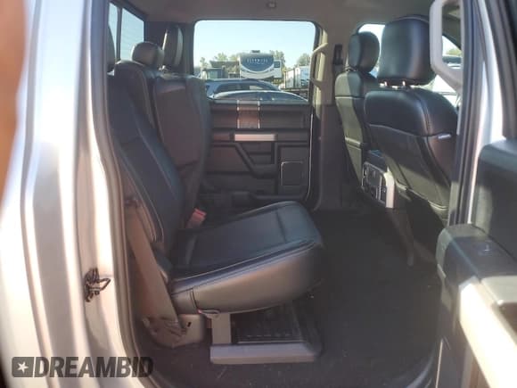 ✅ 2019 Ford F-250 XLT • VIN: 1FT7W2BT6KEF50230 • Лот: 80401545. Опубликован ранее на Copart с пробегом 47 024 миль. Бесплатный доступ к архиву аукционных продаж из США и подробный отчёт об истории автомобиля на DreamBid. Изображение 10.