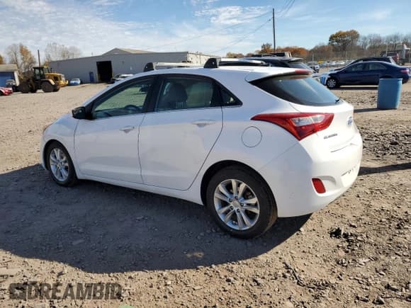 ✅ 2014 Hyundai Elantra • VIN: KMHD35LH3EU214810 • Lot: 91593865. Listed on Copart with 43,757 mi. Free auction sales archive from the USA and detailed vehicle history report at DreamBid. Image 2.