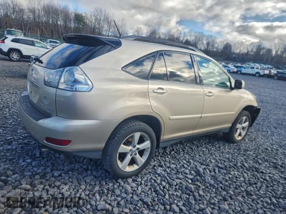 ✅ 2004 Lexus RX 330 • VIN: 2T2HA31U04C010764 • Lot: 93420735. Listed on Copart with 329,745 mi. Free auction sales archive from the USA and detailed vehicle history report at DreamBid. Image 3.