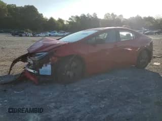 2024 Toyota Prius LE с VIN JTDADABU0R3015981, выставлен на аукционе Copart как лот 71633355 с пробегом 13 660 миль миль и Чистый • Clean title. История ставок и продаж доступна на DreamBid. Изображение 1.