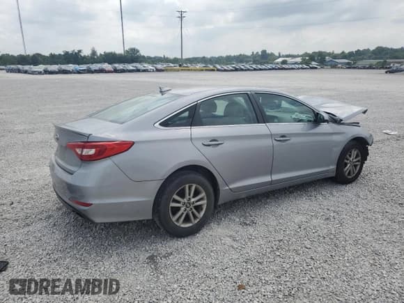 ✅ 2016 Hyundai Sonata SE • VIN: 5NPE24AF5GH267478 • Лот: 69544015. Опубликован ранее на Copart с пробегом Не указан. Бесплатный доступ к архиву аукционных продаж из США и подробный отчёт об истории автомобиля на DreamBid. Изображение 3.