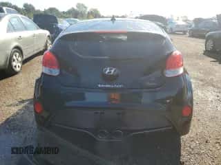 2013 Hyundai Veloster Turbo с VIN KMHTC6AE2DU138327, выставлен на аукционе Copart как лот 72379734 с пробегом 116 629 миль миль и Списание • Salvage title. История ставок и продаж доступна на DreamBid. Изображение 6.