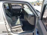 ✅ 2007 Jeep Commander Sport • VIN: 1J8HG48K87C617899 • Лот: 42264678. Опубликован ранее на IAAI с пробегом 206 876 миль. Бесплатный доступ к архиву аукционных продаж из США и подробный отчёт об истории автомобиля на DreamBid. Изображение 5.