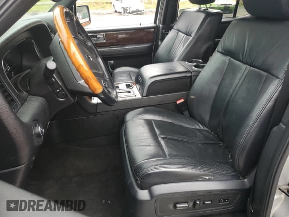 ✅ 2015 Lincoln Navigator • VIN: 5LMJJ2JT5FEJ12125 • Лот: 67735605. Опубликован ранее на Copart с пробегом 114 653 миль. Бесплатный доступ к архиву аукционных продаж из США и подробный отчёт об истории автомобиля на DreamBid. Изображение 7.