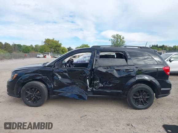 ✅ 2019 Dodge Journey SE • VIN: 3C4PDCBB8KT856896 • Lot: 43232970. Wystawiony na IAAI z przebiegiem 129 947 mil. Bezpłatny archiwum sprzedaży aukcyjnych z USA i szczegółowy raport historii pojazdu na DreamBid. Zdjęcie 14.