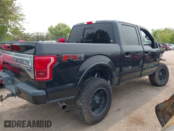✅ 2015 Ford F-150 XLT • VIN: 1FTEW1EG6FFB12789 • Лот: 42386506. Опубликован ранее на IAAI с пробегом 173 420 миль. Бесплатный доступ к архиву аукционных продаж из США и подробный отчёт об истории автомобиля на DreamBid. Изображение 4.