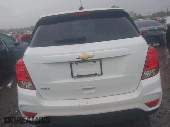 ✅ 2020 Chevrolet Trax LS • VIN: KL7CJKSB1LB324309 • Lot: 43524899. Listed on IAAI with 71,767 mi. Free auction sales archive from the USA and detailed vehicle history report at DreamBid. Image 16.