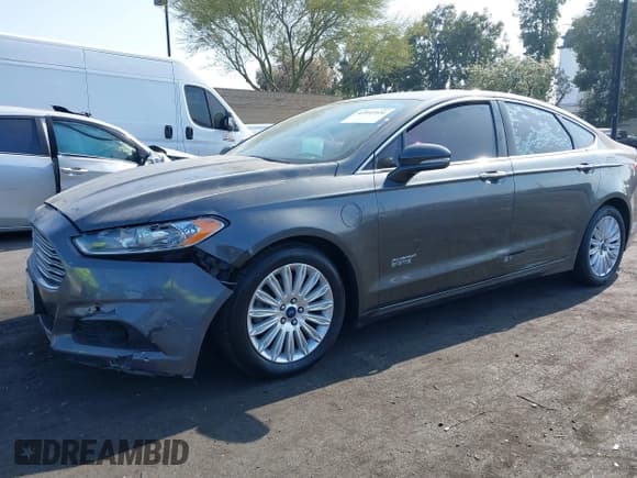 ✅ 2015 Ford Fusion SE Luxury • VIN: 3FA6P0PU7FR137093 • Lot: 42592926. Listed on IAAI with 204,242 mi. Free auction sales archive from the USA and detailed vehicle history report at DreamBid. Image 6.