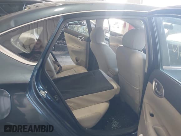 ✅ 2015 Nissan Sentra SV • VIN: 3N1AB7AP0FL682296 • Lot: 42691246. Wystawiony na IAAI z przebiegiem 41 057 mil. Bezpłatny archiwum sprzedaży aukcyjnych z USA i szczegółowy raport historii pojazdu na DreamBid. Zdjęcie 8.