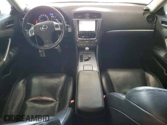 ✅ 2011 Lexus IS 350 • VIN: JTHCE5C24B5000693 • Lot: 61336465. Listed on Copart with 178,258 mi. Free auction sales archive from the USA and detailed vehicle history report at DreamBid. Image 8.