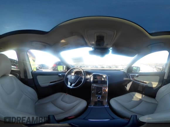 ✅ 2017 Volvo XC60 Inscription • VIN: YV440MDUXH2038967 • Лот: 43737642. Опубликован ранее на IAAI с пробегом 66 997 миль. Бесплатный доступ к архиву аукционных продаж из США и подробный отчёт об истории автомобиля на DreamBid. Изображение 20.