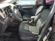 ✅ 2009 Toyota Matrix • VIN: 2T1KU40E19C004965 • Lot: 83829985. Wystawiony na Copart z przebiegiem 159 538 mil. Bezpłatny archiwum sprzedaży aukcyjnych z USA i szczegółowy raport historii pojazdu na DreamBid. Zdjęcie 7.