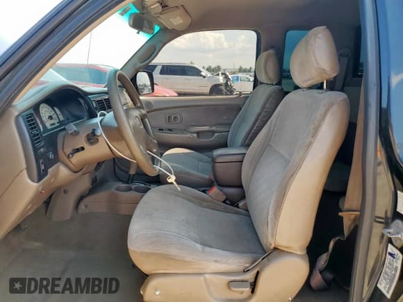 ✅ 2001 Toyota Tacoma PreRunner • VIN: 5TESN92N61Z834783 • Lot: 71374735. Wystawiony na Copart z przebiegiem 259 391 mil. Bezpłatny archiwum sprzedaży aukcyjnych z USA i szczegółowy raport historii pojazdu na DreamBid. Zdjęcie 7.