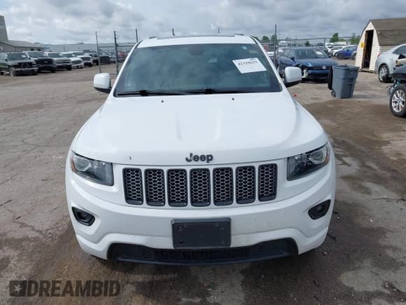 ✅ 2015 Jeep Grand Cherokee Laredo • VIN: 1C4RJFAG4FC924001 • Лот: 42310622. Опубликован ранее на IAAI с пробегом 100 845 миль. Бесплатный доступ к архиву аукционных продаж из США и подробный отчёт об истории автомобиля на DreamBid. Изображение 12.