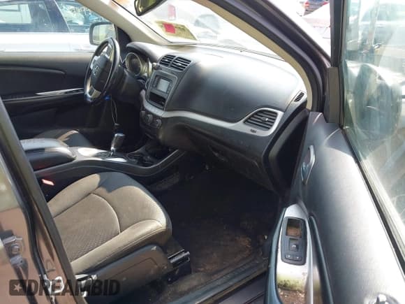 ✅ 2018 Dodge Journey SE • VIN: 3C4PDCAB2JT443338 • Lot: 43000435. Wystawiony na IAAI z przebiegiem 117 483 mil. Bezpłatny archiwum sprzedaży aukcyjnych z USA i szczegółowy raport historii pojazdu na DreamBid. Zdjęcie 5.