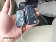 ✅ 2008 Volkswagen Beetle SE • VIN: 3VWRF31Y88M418713 • Lot: 42884556. Listed on IAAI with 128,689 mi. Free auction sales archive from the USA and detailed vehicle history report at DreamBid. Image 11.