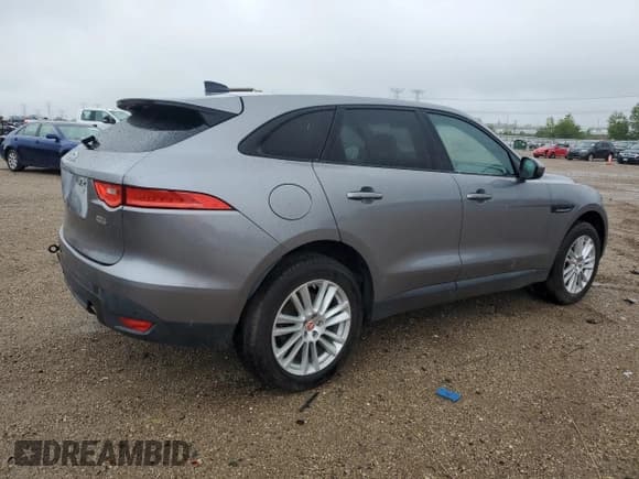 ✅ 2020 Jaguar F-Pace 25t Prestige • VIN: SADCK2FX5LA644555 • Lot: 56758625. Listed on Copart with 117,726 mi. Free auction sales archive from the USA and detailed vehicle history report at DreamBid. Image 3.