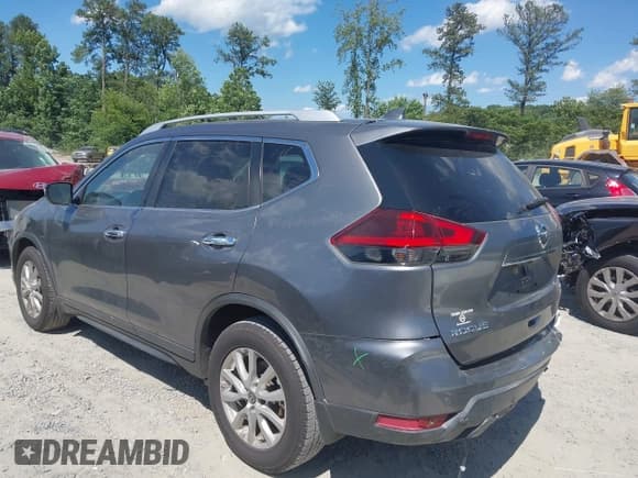 ✅ 2019 Nissan Rogue S • VIN: KNMAT2MT7KP554478 • Lot: 42297377. Wystawiony na IAAI z przebiegiem 150 358 mil. Bezpłatny archiwum sprzedaży aukcyjnych z USA i szczegółowy raport historii pojazdu na DreamBid. Zdjęcie 14.