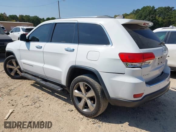 ✅ 2015 Jeep Grand Cherokee Limited • VIN: 1C4RJFBG8FC627568 • Lot: 43281521. Listed on IAAI with 177,613 mi. Free auction sales archive from the USA and detailed vehicle history report at DreamBid. Image 3.