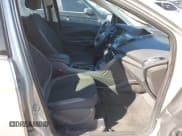 ✅ 2014 Ford Escape S • VIN: 1FMCU0F75EUD17533 • Lot: 43622490. Wystawiony na IAAI z przebiegiem 138 224 mil. Bezpłatny archiwum sprzedaży aukcyjnych z USA i szczegółowy raport historii pojazdu na DreamBid. Zdjęcie 5.