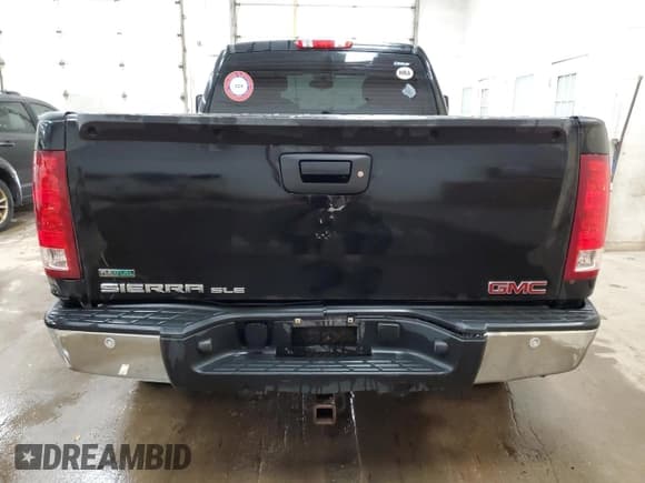 ✅ 2012 GMC Sierra 1500 SLE • VIN: 1GTR2VE74CZ175341 • Лот: 85700045. Опубликован ранее на Copart с пробегом 111 559 миль. Бесплатный доступ к архиву аукционных продаж из США и подробный отчёт об истории автомобиля на DreamBid. Изображение 6.