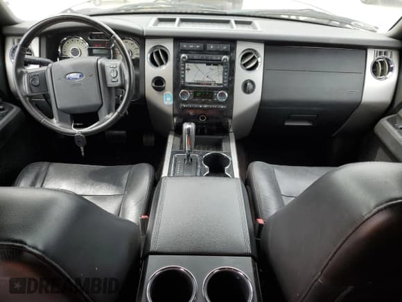 ✅ 2014 Ford Expedition Limited • VIN: 1FMJU1K55EEF56172 • Lot: 56281375. Listed on Copart with 160,468 mi. Free auction sales archive from the USA and detailed vehicle history report at DreamBid. Image 8.