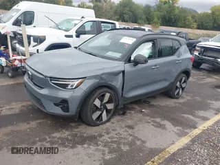 ✅ 2023 Volvo XC40 Ultimate • VIN: YV4ED3UM5P2987389 • Lot: 43470590. Listed on IAAI with 21,949 mi. Free auction sales archive from the USA and detailed vehicle history report at DreamBid. Image 2.