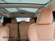 ✅ 2024 Lexus RZ 450e Premium • VIN: JTJAAAABXRA025712 • Lot: 86183394. Wystawiony na Copart z przebiegiem 3 799 mil. Bezpłatny archiwum sprzedaży aukcyjnych z USA i szczegółowy raport historii pojazdu na DreamBid. Zdjęcie 10.