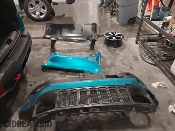 ✅ 2021 Jeep Renegade Trailhawk • VIN: ZACNJDC13MPM13834 • Lot: 41480700. Listed on IAAI with 62,621 mi. Free auction sales archive from the USA and detailed vehicle history report at DreamBid. Image 12.