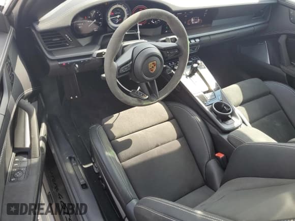 ✅ 2023 Porsche 911 Carrera S • VIN: WP0CB2A92PS247390 • Lot: 76889464. Listed on Copart with 1,809 mi. Free auction sales archive from the USA and detailed vehicle history report at DreamBid. Image 8.