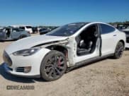 ✅ 2015 Tesla Model S 85D • VIN: 5YJSA1H48FF090026 • Лот: 85408855. Опубликован ранее на Copart с пробегом 78 942 миль. Бесплатный доступ к архиву аукционных продаж из США и подробный отчёт об истории автомобиля на DreamBid. Изображение 1.
