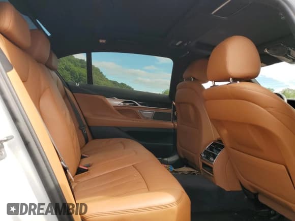 ✅ 2019 BMW 7 Series 740i xDrive • VIN: WBA7E4C55KGV71053 • Lot: 65293155. Listed on Copart with Not provided. Free auction sales archive from the USA and detailed vehicle history report at DreamBid. Image 10.