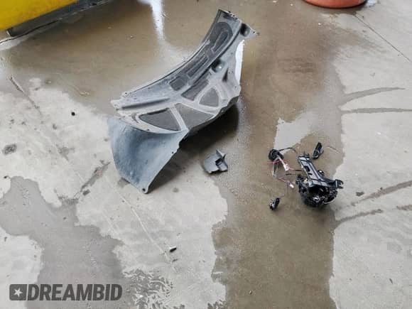 2022 Dodge Charger SXT with VIN 2C3CDXBG6NH165739, listed as a Copart auction lot 84022565 with 91,235 mi miles and Clean title. Bid and sale history available at DreamBid. Image 12.