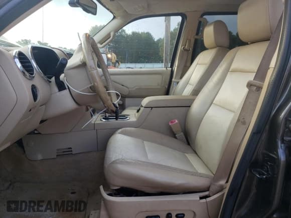 ✅ 2006 Ford Explorer Eddie Bauer • VIN: 1FMEU64E96UA86926 • Лот: 80810295. Опубликован ранее на Copart с пробегом 159 057 миль. Бесплатный доступ к архиву аукционных продаж из США и подробный отчёт об истории автомобиля на DreamBid. Изображение 7.