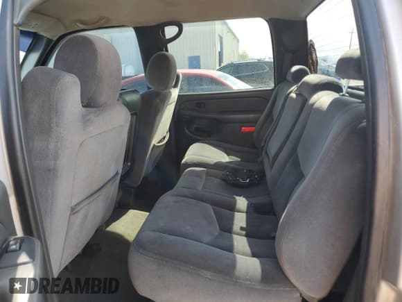 ✅ 2004 GMC Sierra 2500HD • VIN: 1GTHK23174F165138 • Lot: 51802895. Listed on Copart with 179,097 mi. Free auction sales archive from the USA and detailed vehicle history report at DreamBid. Image 10.