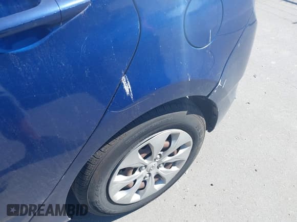 ✅ 2016 Hyundai Accent SE • VIN: KMHCT5AE1GU261034 • Lot: 43567470. Wystawiony na IAAI z przebiegiem 138 458 mil. Bezpłatny archiwum sprzedaży aukcyjnych z USA i szczegółowy raport historii pojazdu na DreamBid. Zdjęcie 13.