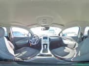 ✅ 2013 Chevrolet Volt • VIN: 1G1RA6E43DU147861 • Lot: 77365754. Wystawiony na Copart z przebiegiem 164 736 mil. Bezpłatny archiwum sprzedaży aukcyjnych z USA i szczegółowy raport historii pojazdu na DreamBid. Zdjęcie 14.