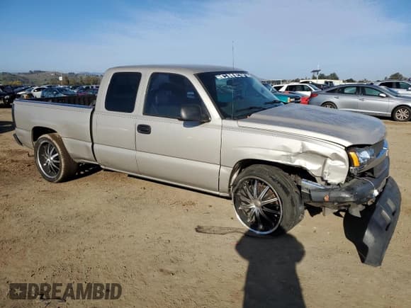 ✅ 2006 Chevrolet Silverado 1500 LS • VIN: 1GCEC19X86Z113816 • Lot: 44945075. Listed on Copart with 153,592 mi. Free auction sales archive from the USA and detailed vehicle history report at DreamBid. Image 4.