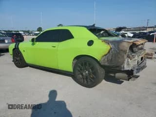 ✅ 2015 Dodge Challenger R/T Scat Pack • VIN: 2C3CDZFJ0FH855392 • Lot: 49684193. Wystawiony na Copart z przebiegiem Nie podano. Bezpłatny archiwum sprzedaży aukcyjnych z USA i szczegółowy raport historii pojazdu na DreamBid. Zdjęcie 2.