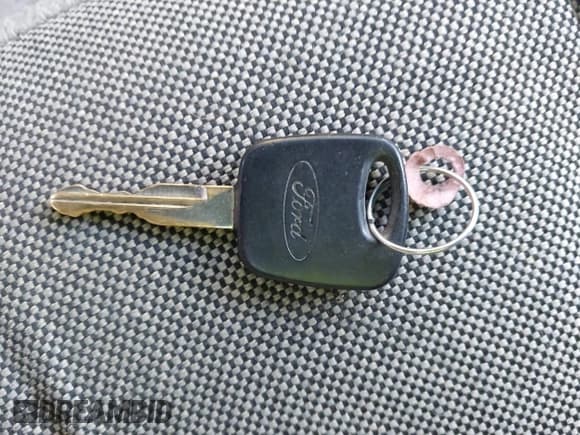 ✅ 2000 Ford Ranger XL • VIN: 1FTZR15VXYPB45993 • Lot: 43618078. Wystawiony na IAAI z przebiegiem 219 557 mil. Bezpłatny archiwum sprzedaży aukcyjnych z USA i szczegółowy raport historii pojazdu na DreamBid. Zdjęcie 11.