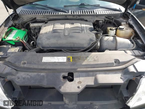 ✅ 2004 Lincoln Navigator Luxury • VIN: 5LMFU28R84LJ43403 • Lot: 43834710. Listed on IAAI with 133,583 mi. Free auction sales archive from the USA and detailed vehicle history report at DreamBid. Image 10.