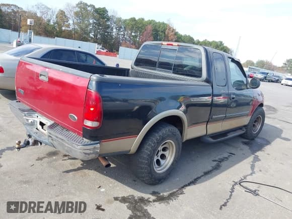 ✅ 1999 Ford F-150 • VIN: 1FTRX17WXXNA68533 • Lot: 43780364. Listed on IAAI with Not provided. Free auction sales archive from the USA and detailed vehicle history report at DreamBid. Image 4.