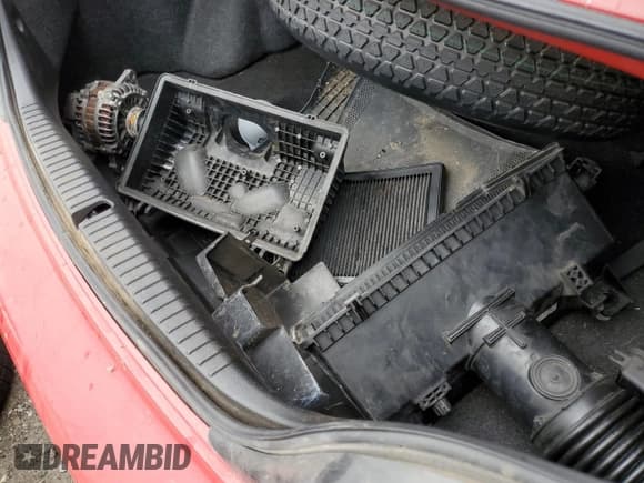 ✅ 2005 Mazda RX-8 • VIN: JM1FE17N050160633 • Лот: 43819245. Опубликован ранее на Copart с пробегом 88 404 миль. Бесплатный доступ к архиву аукционных продаж из США и подробный отчёт об истории автомобиля на DreamBid. Изображение 12.