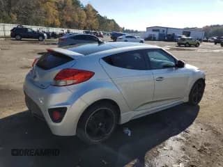 ✅ 2015 Hyundai Veloster Turbo • VIN: KMHTC6AE1FU230998 • Lot: 84393904. Wystawiony na Copart z przebiegiem 136 450 mil. Bezpłatny archiwum sprzedaży aukcyjnych z USA i szczegółowy raport historii pojazdu na DreamBid. Zdjęcie 3.