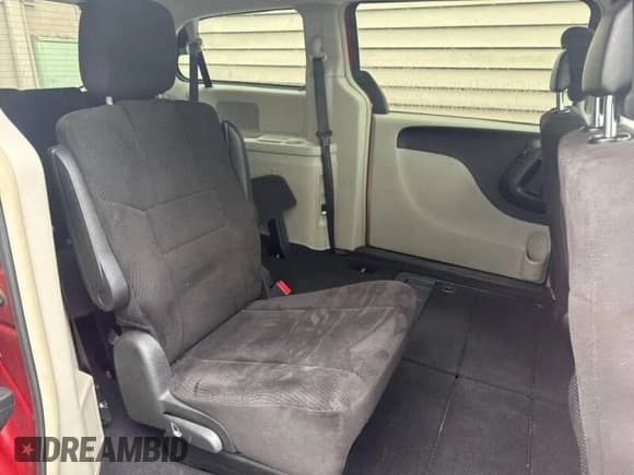 ✅ 2012 Dodge Grand Caravan Crew • VIN: 2C4RDGDG8CR356735 • Лот: 91406645. Опубликован ранее на Copart с пробегом 207 060 миль. Бесплатный доступ к архиву аукционных продаж из США и подробный отчёт об истории автомобиля на DreamBid. Изображение 6.