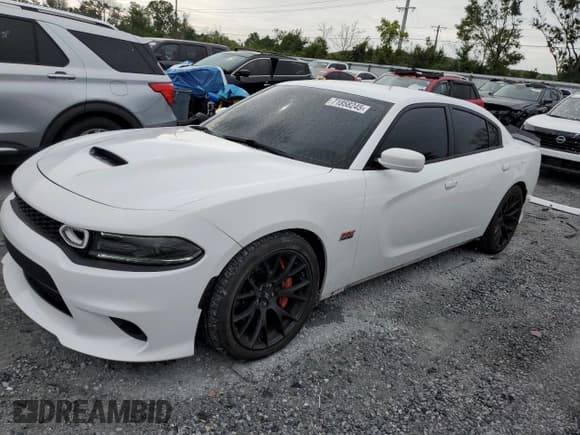 ✅ 2018 Dodge Charger R/T Scat Pack • VIN: 2C3CDXGJ4JH203323 • Lot: 71858245. Listed on Copart with 54,470 mi. Free auction sales archive from the USA and detailed vehicle history report at DreamBid. Image 1.