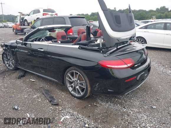 ✅ 2017 Mercedes-Benz C 43 AMG • VIN: WDDWK6EB5HF563920 • Лот: 42689326. Опубликован ранее на IAAI с пробегом 24 178 миль. Бесплатный доступ к архиву аукционных продаж из США и подробный отчёт об истории автомобиля на DreamBid. Изображение 3.