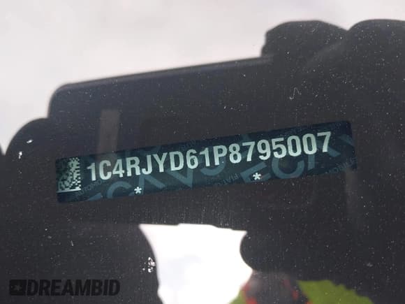 ✅ 2023 Jeep Grand Cherokee Overland • VIN: 1C4RJYD61P8795007 • Lot: 40400871. Listed on IAAI with 11,066 mi. Free auction sales archive from the USA and detailed vehicle history report at DreamBid. Image 9.